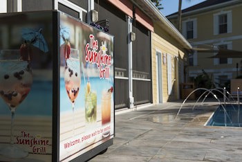 Sunshine Suites Resort