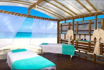 Sunshine Suites Resort