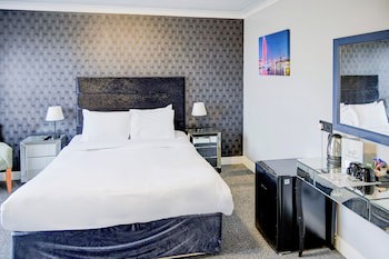 Warwickshire Park Hotel Kenilworth By Belvilla