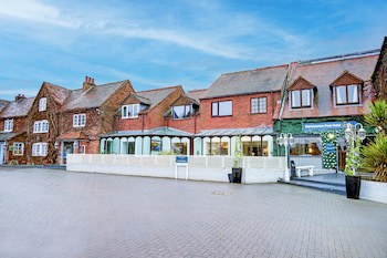 Warwickshire Park Hotel Kenilworth By Belvilla