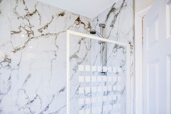 Warwickshire Park Hotel Kenilworth By Belvilla