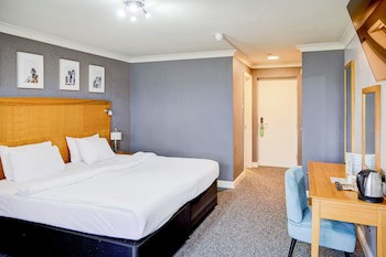 Warwickshire Park Hotel Kenilworth By Belvilla