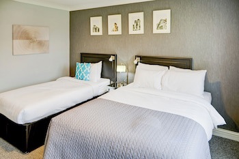 Warwickshire Park Hotel Kenilworth By Belvilla