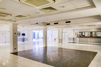 Warwickshire Park Hotel Kenilworth By Belvilla