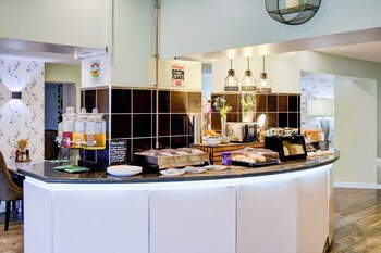 Warwickshire Park Hotel Kenilworth By Belvilla