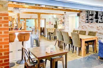 Warwickshire Park Hotel Kenilworth By Belvilla