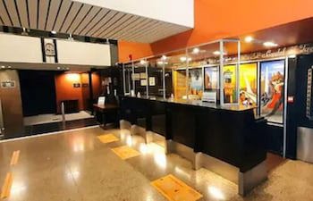 Globales Republica (Adults Only)
