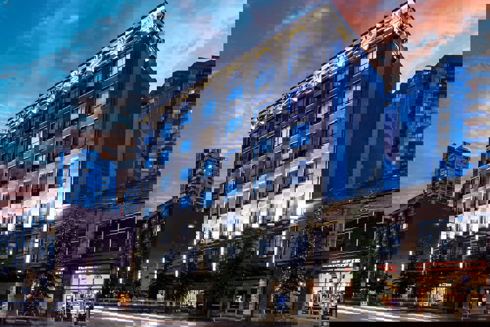 Quality Inn & Suites Vancouver, BC - Adults Only