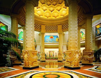 The Royal At Atlantis