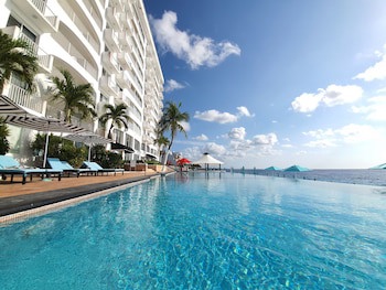 Coral Princess Hotel & Dive Resort