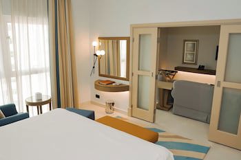 Sheraton Khalidiya Hotel galeri fotoğrafı