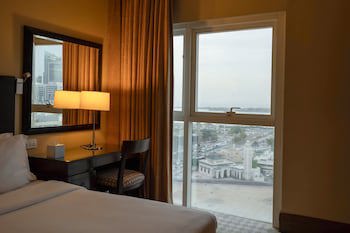 Sheraton Khalidiya Hotel fotoğrafı