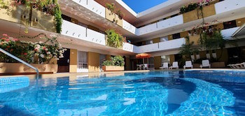 Azteca Inn