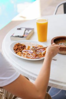 Azteca Inn