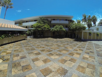 Azteca Inn