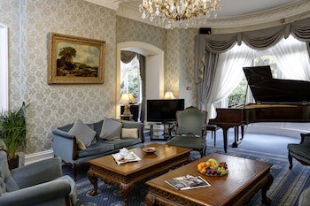 Best Western Swiss Cottage Hotel