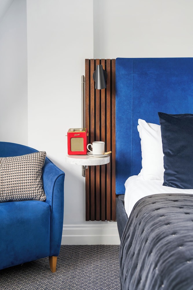 Berkeley Square Hotel