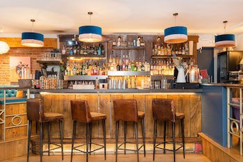 Berkeley Square Hotel
