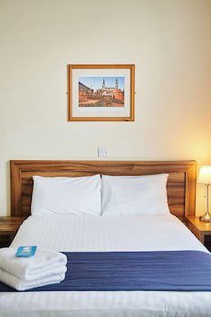 Discovery Inn Hotel