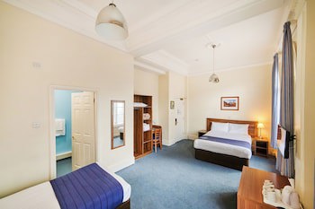 Discovery Inn Hotel