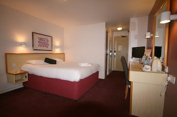 Days Inn By Wyndham Abington M74