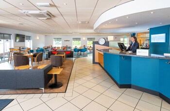 Holiday Inn Express Gloucester - South, An Ihg Hotel