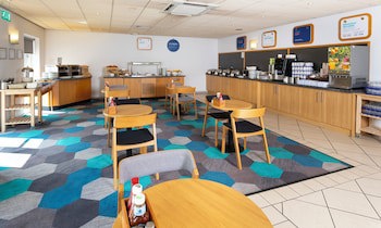 Holiday Inn Express Gloucester - South, An Ihg Hotel