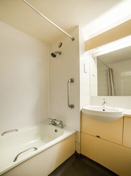 Oyo Sunrise Hotel, A46 N Leicester