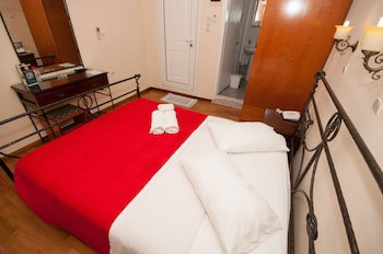 Cecil Hotel