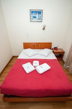 Cecil Hotel
