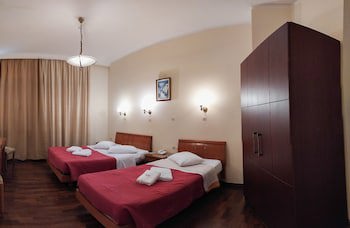 Cecil Hotel