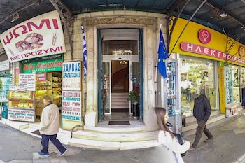 Cecil Hotel