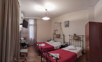 Cecil Hotel
