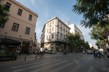 Cecil Hotel