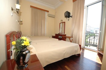 Cecil Hotel