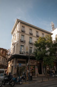 Cecil Hotel