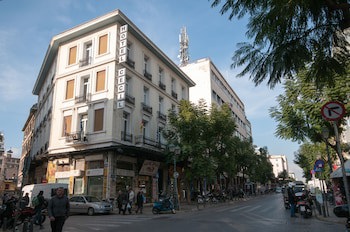 Cecil Hotel