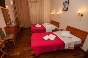 Cecil Hotel