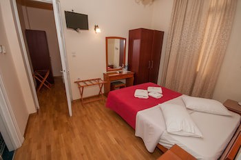 Cecil Hotel