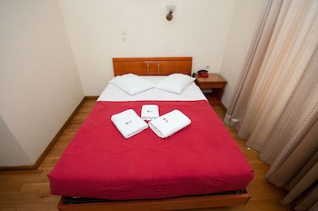 Cecil Hotel