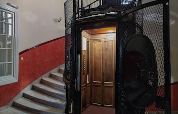 Cecil Hotel