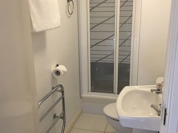 Novar Arms Hotel