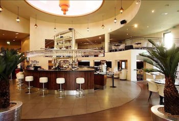 Waterfoot Hotel