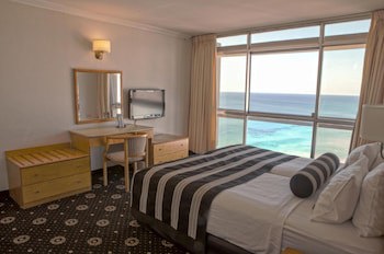 Seasons Hotel - Resort On The Beach