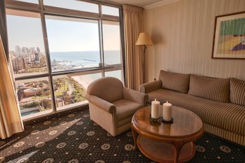 Seasons Hotel - Resort On The Beach