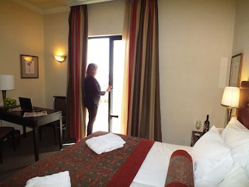 Prima Kings Hotel