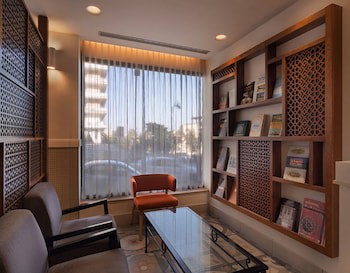 Prima Kings Hotel