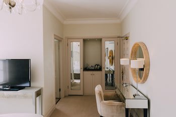 The Woburn Hotel