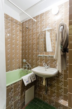 Tourist Hotel