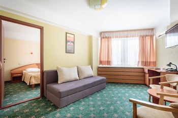 Tourist Hotel
